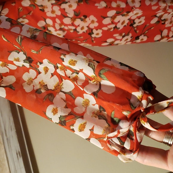 Gilli Dress - Picture 7 of 9